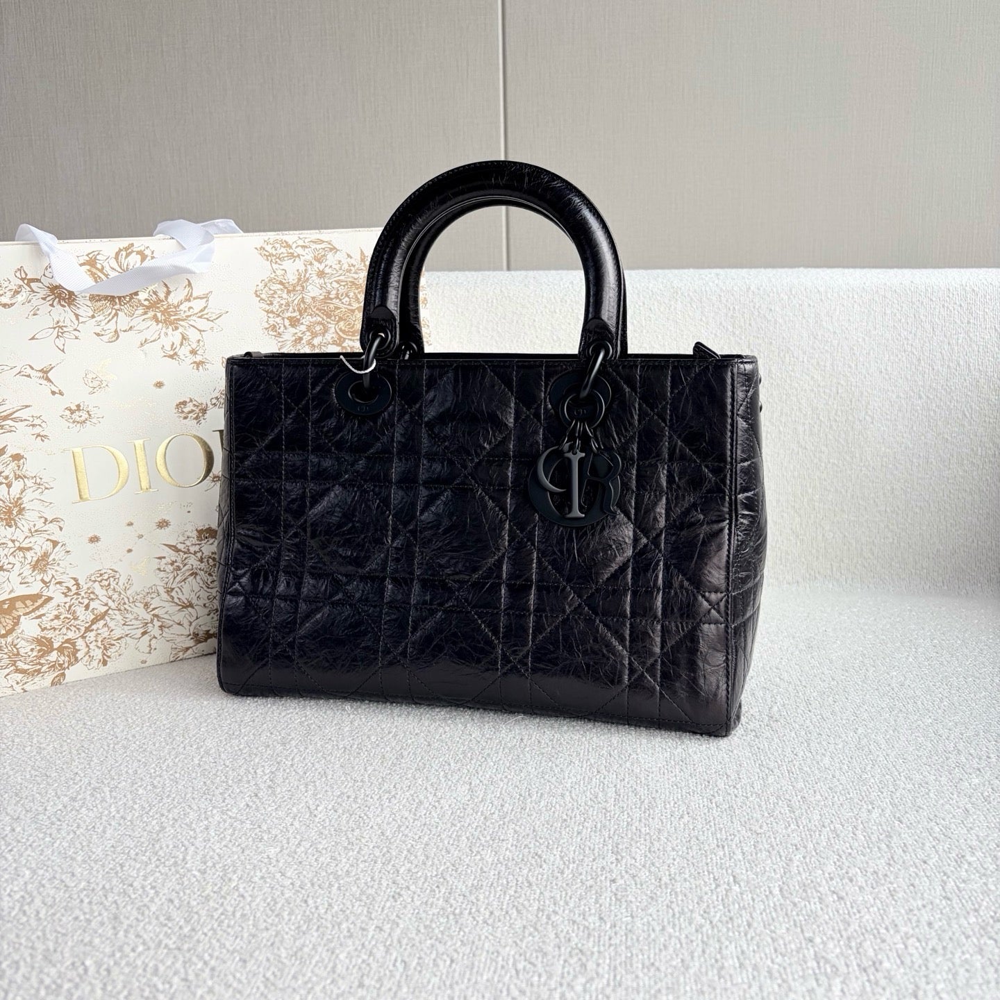 Dior - Lady D-Sire Medium - Crinkled waxed leather - Black - (Medium)