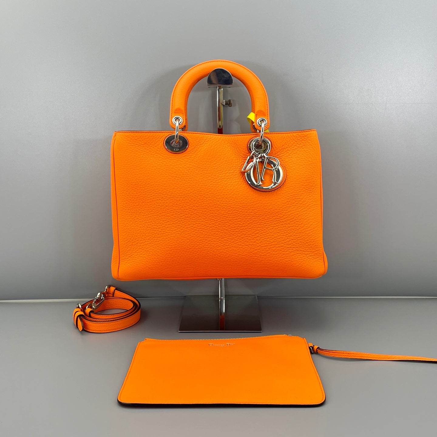 Dior - Lady Dior Bag - Leather - Orange - (medium)