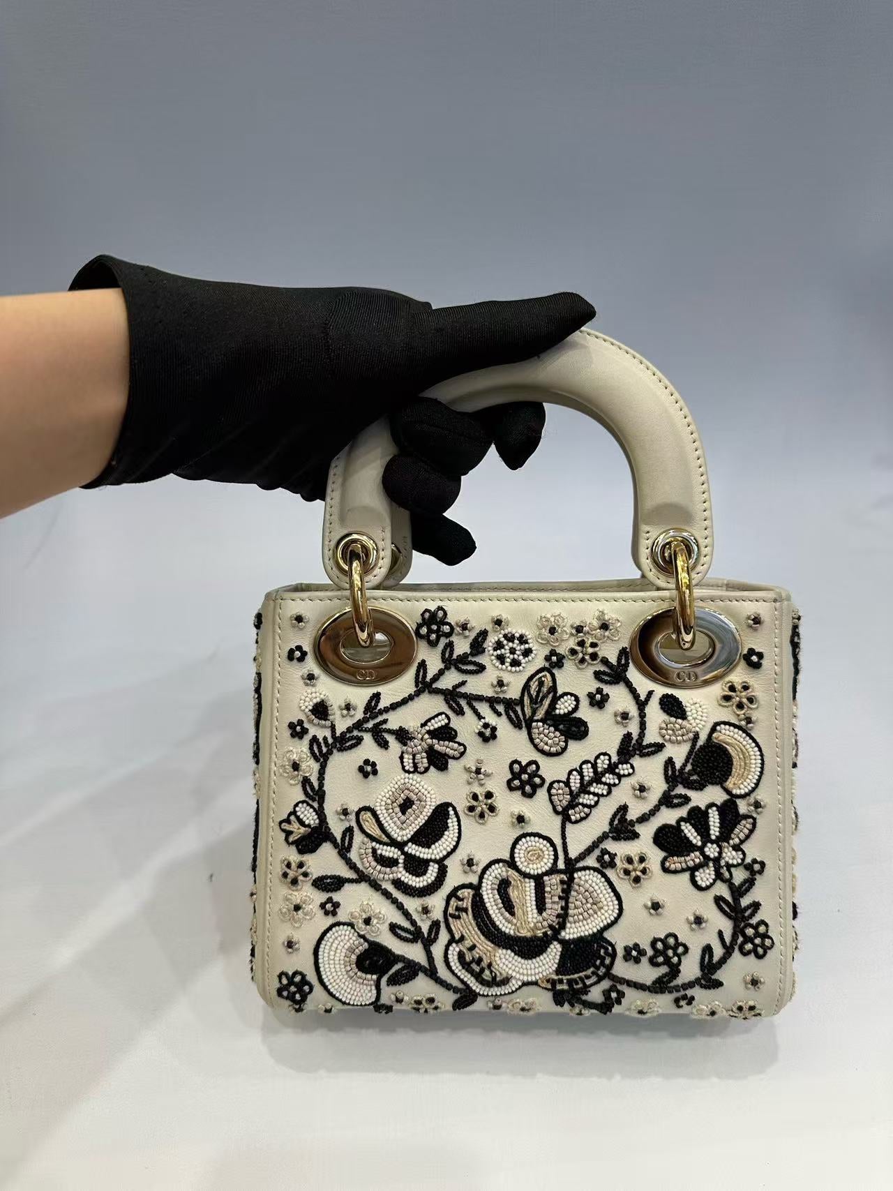 Dior - Lady Dior - Calfskin leather - White - (mini)