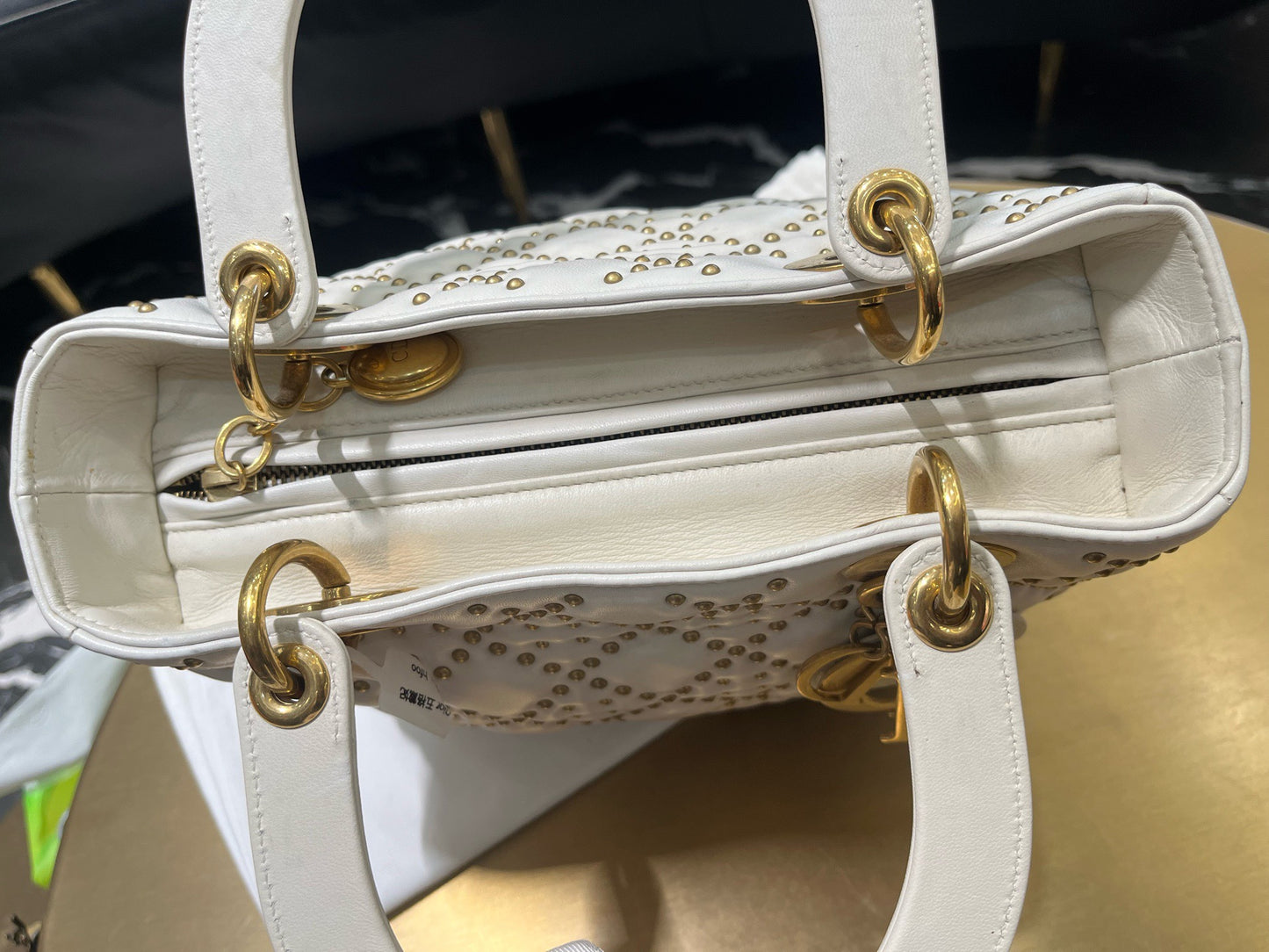 Dior - Lady Dior - Calfskin - White - (medium)