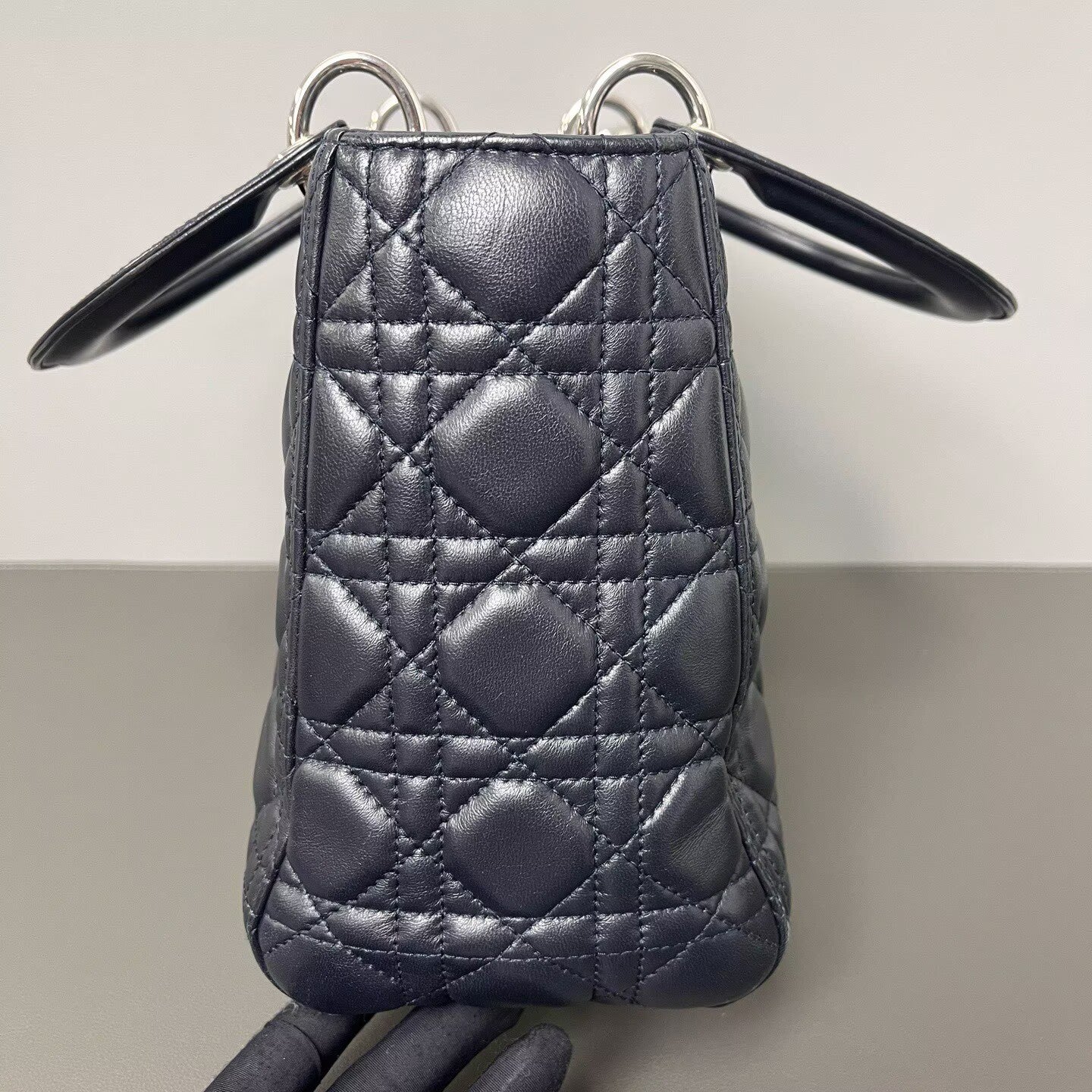 Dior - Lady Dior - Cannage quilted lambskin leather - Black with Silver-Tone Hardware - (Medium)
