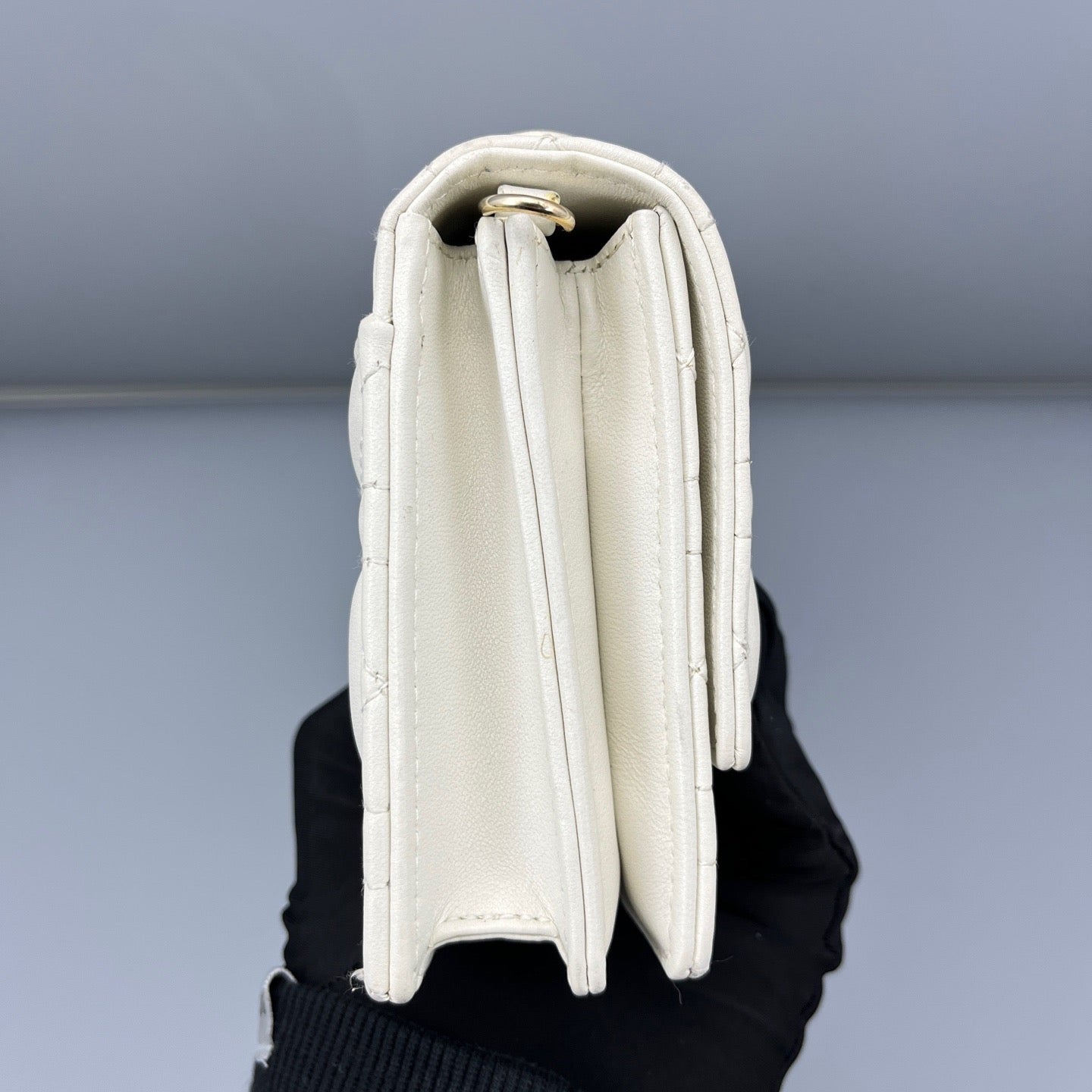 Dior - Lady Dior Chain Pouch - Leather - White - (mini)