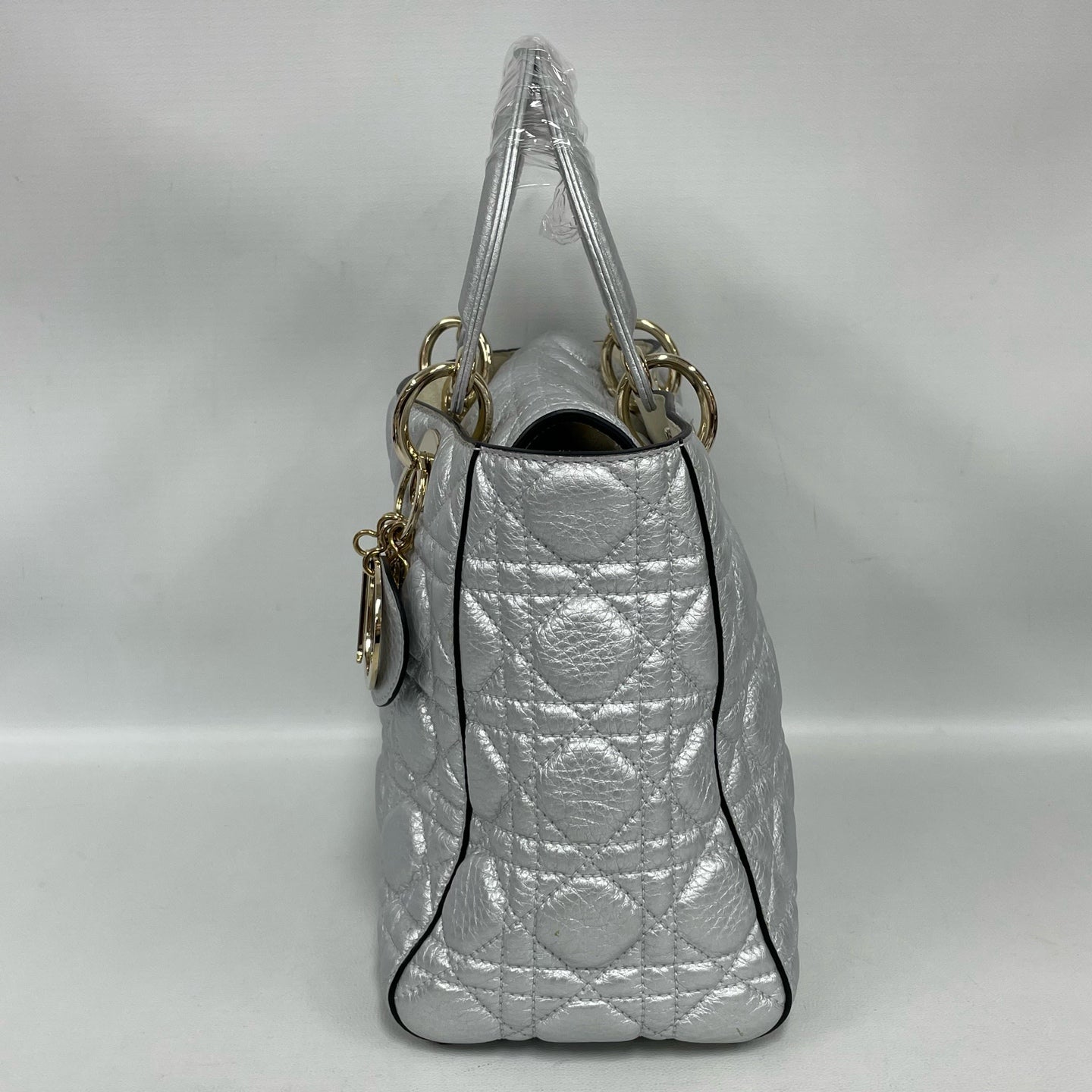 Dior - Lady Dior - Grained leather - Silver with Gold-Tone Hardware - (Medium)