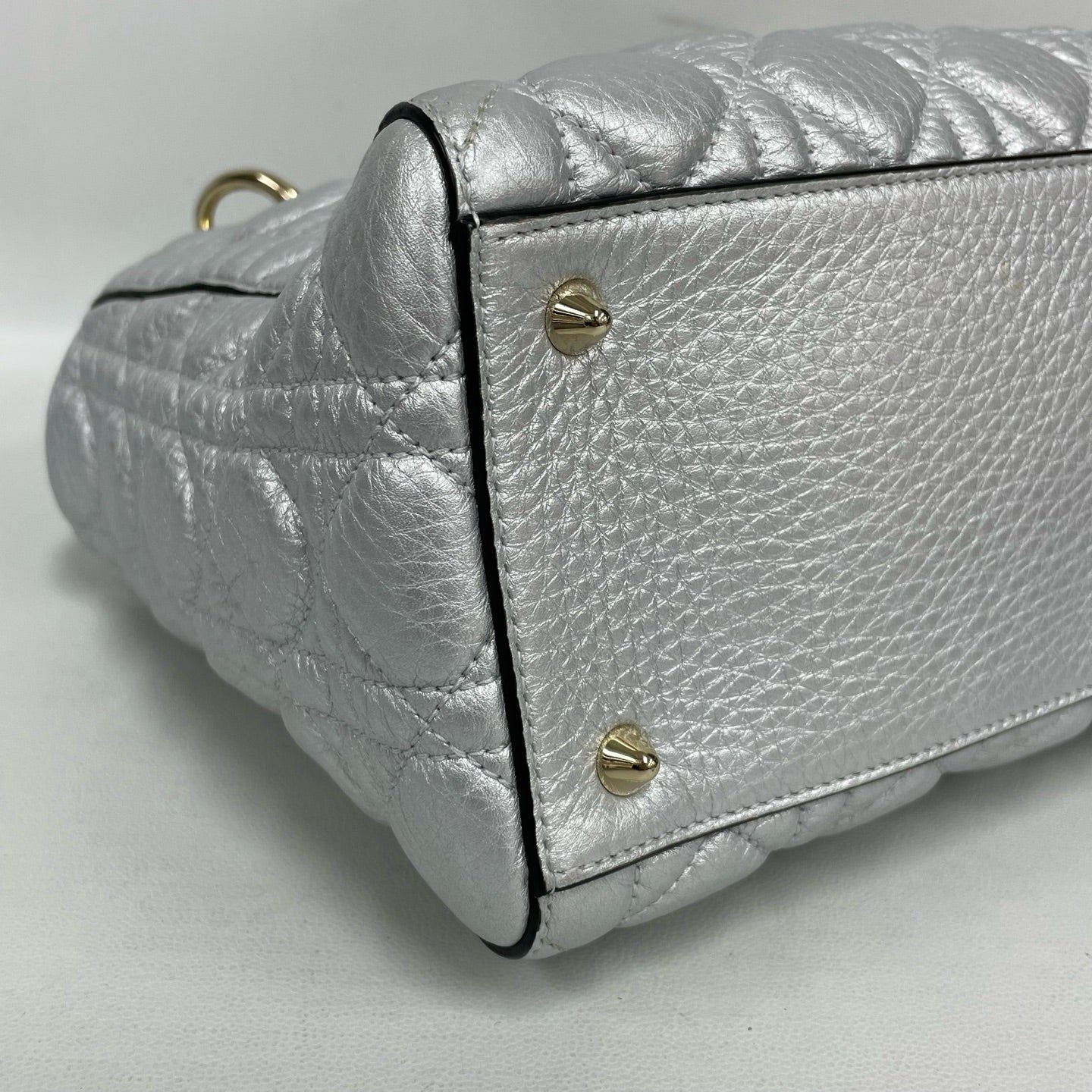 Dior - Lady Dior - Grained leather - Silver with Gold-Tone Hardware - (Medium)