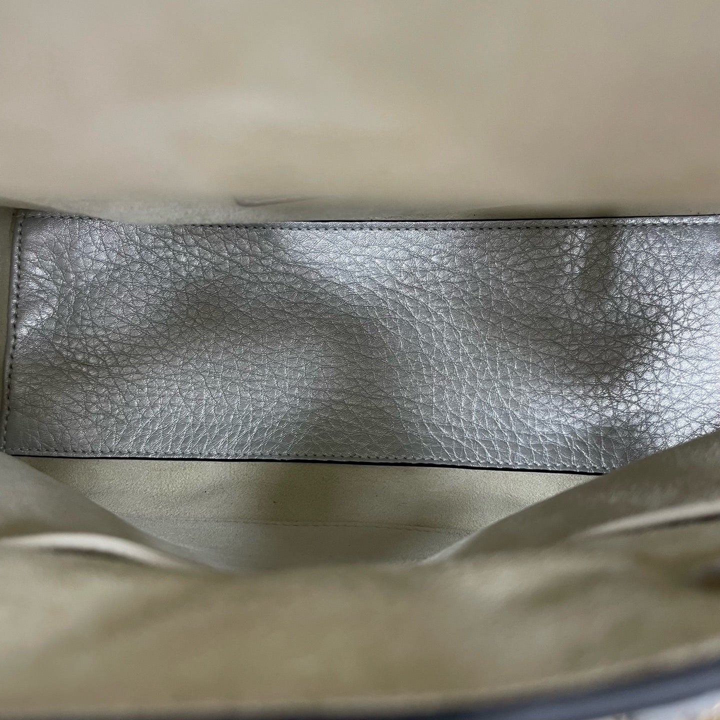 Dior - Lady Dior - Grained leather - Silver with Gold-Tone Hardware - (Medium)