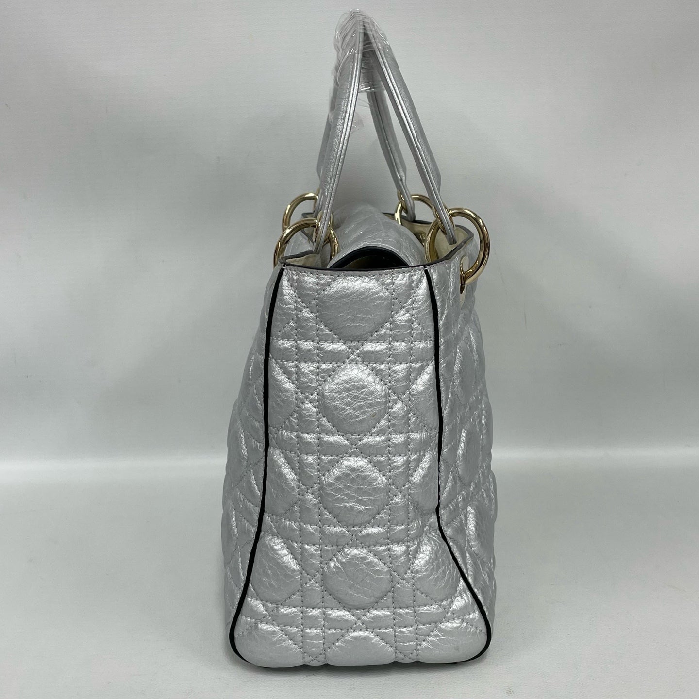 Dior - Lady Dior - Grained leather - Silver with Gold-Tone Hardware - (Medium)