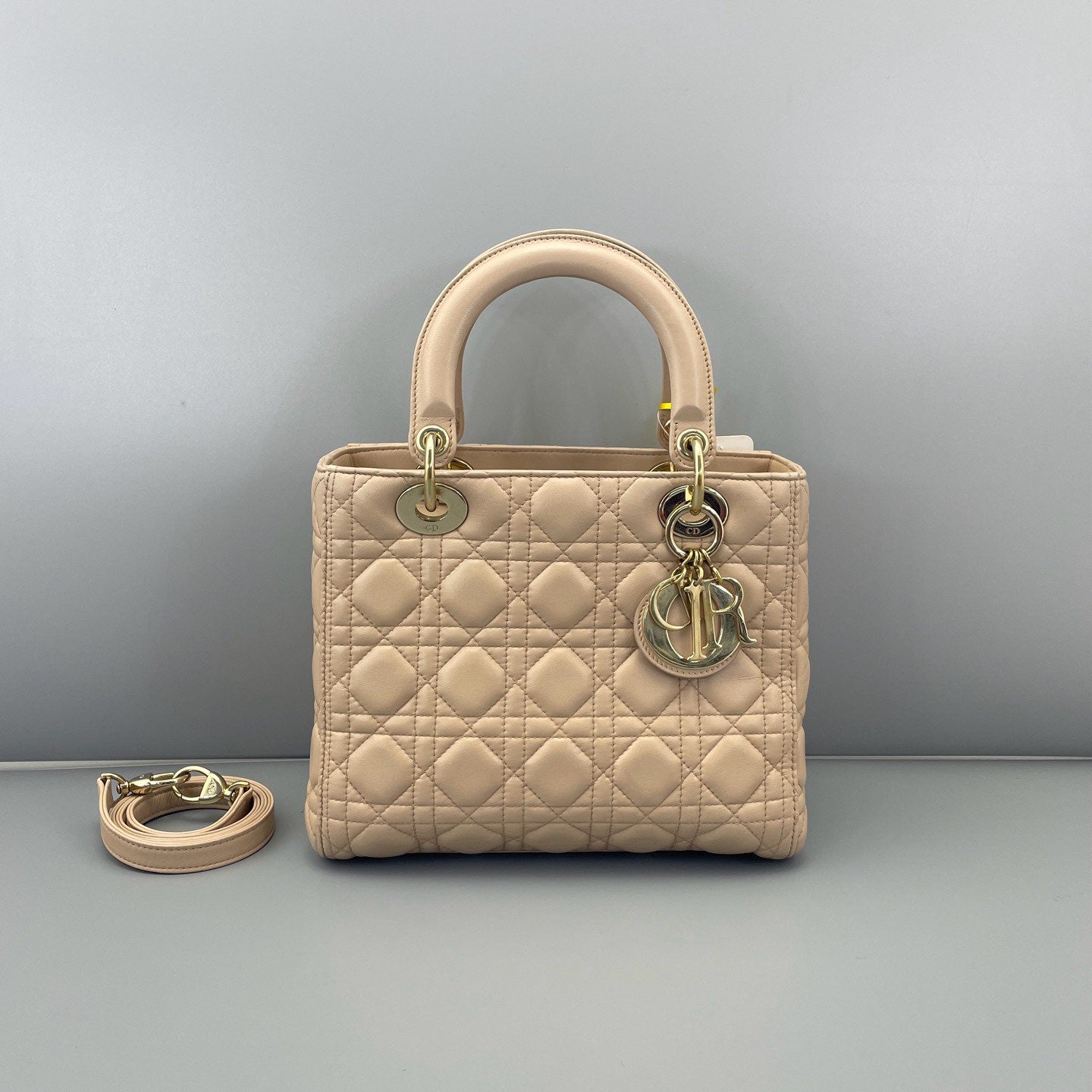 Dior - Lady Dior - Lambskin leather - Beige - (medium)