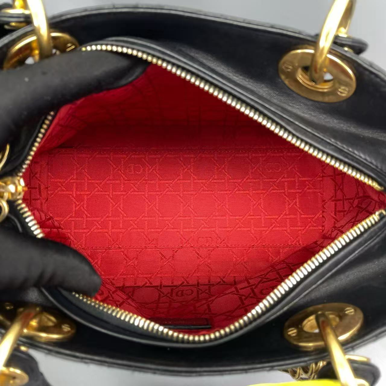 Dior - Lady Dior - Lambskin leather - Black with Gold-Tone Hardware - (Medium)