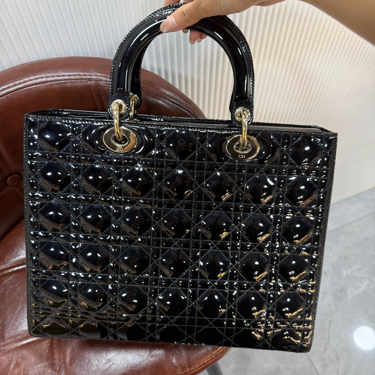 Dior - Lady Dior Large - Patent leather - Black - (large)