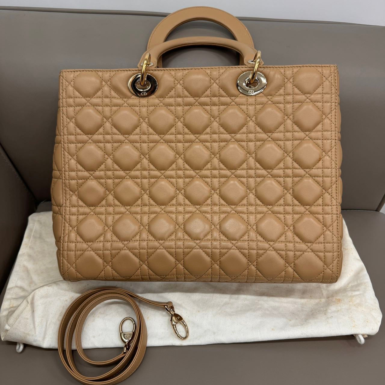 Dior - Lady Dior - Leather - Beige - (large)