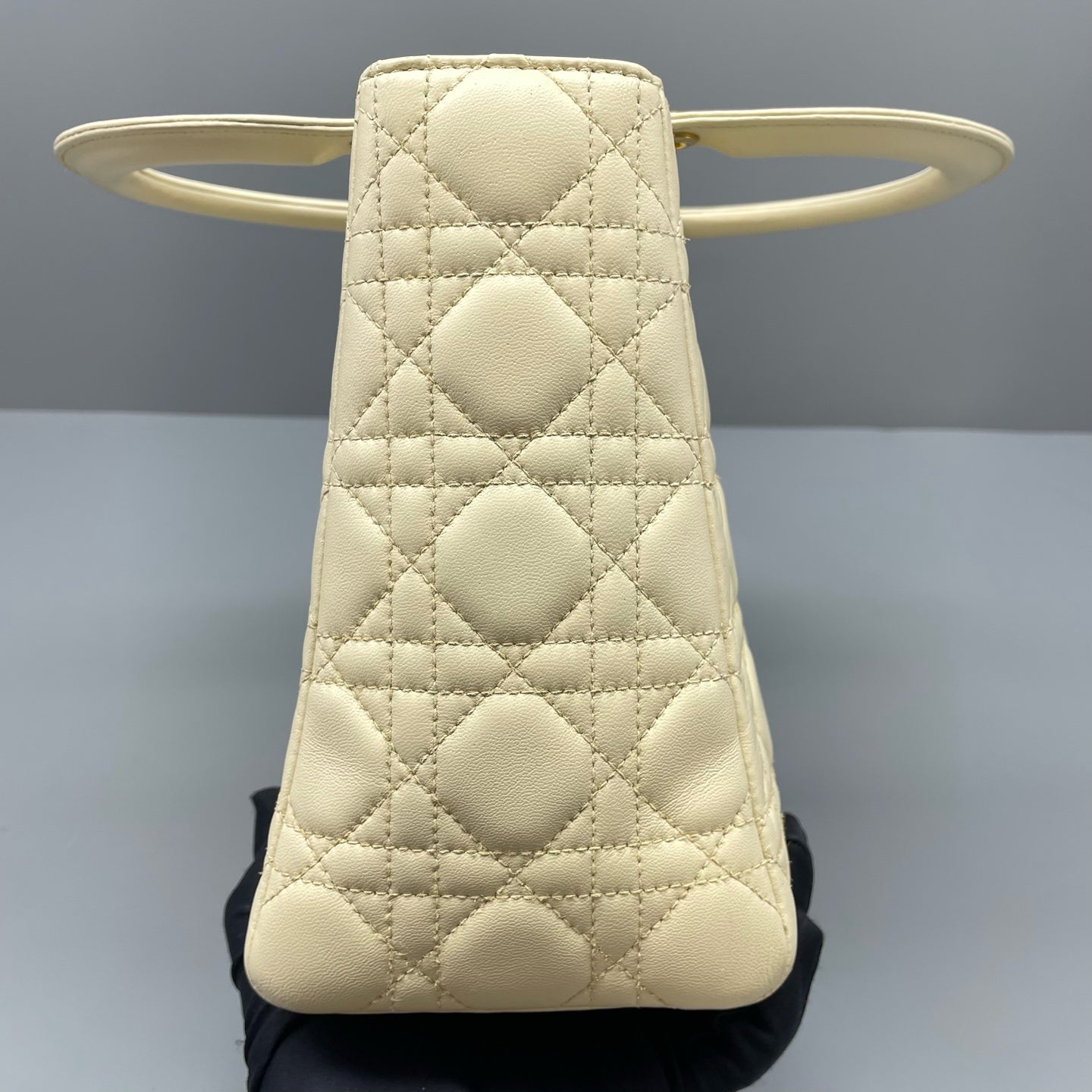 Dior - Lady Dior - Leather - Beige - (medium)