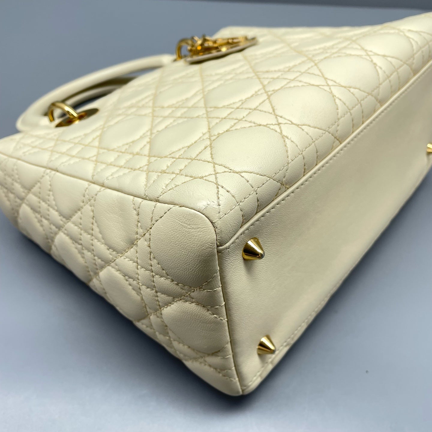 Dior - Lady Dior - Leather - Beige - (medium)