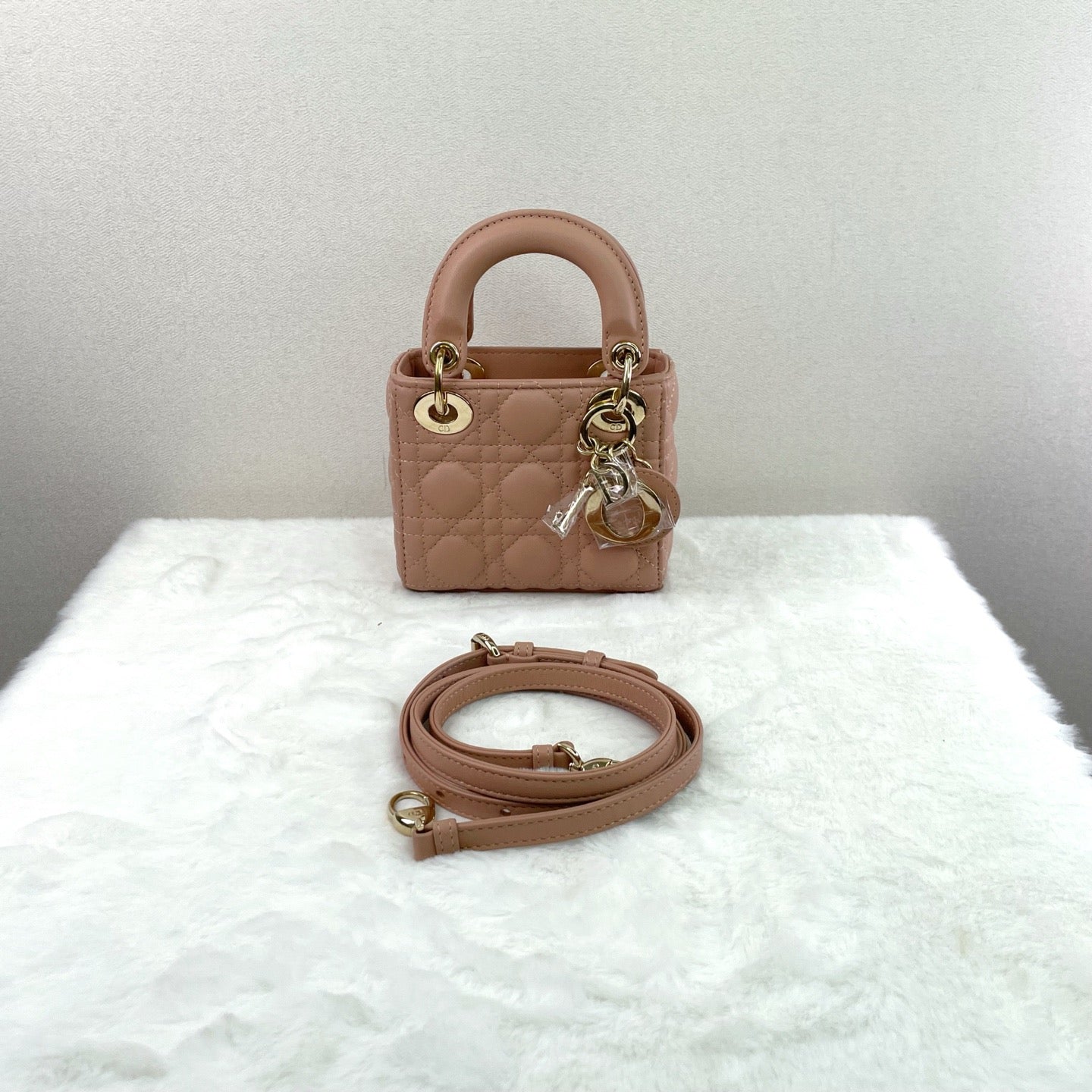 Dior - Lady Dior - Leather - Beige - (mini)