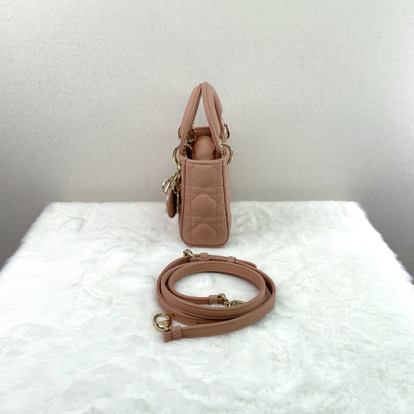 Dior - Lady Dior - Leather - Beige - (mini)