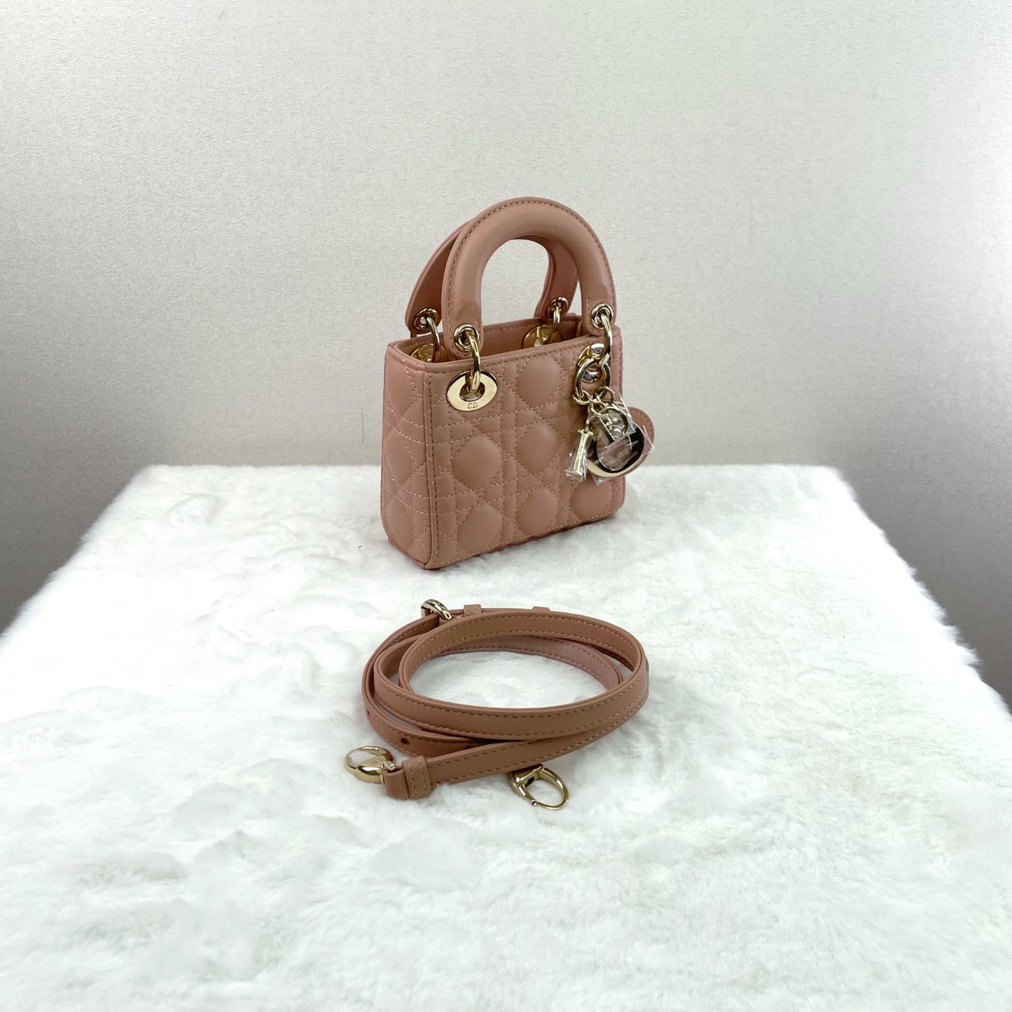 Dior - Lady Dior - Leather - Beige - (mini)