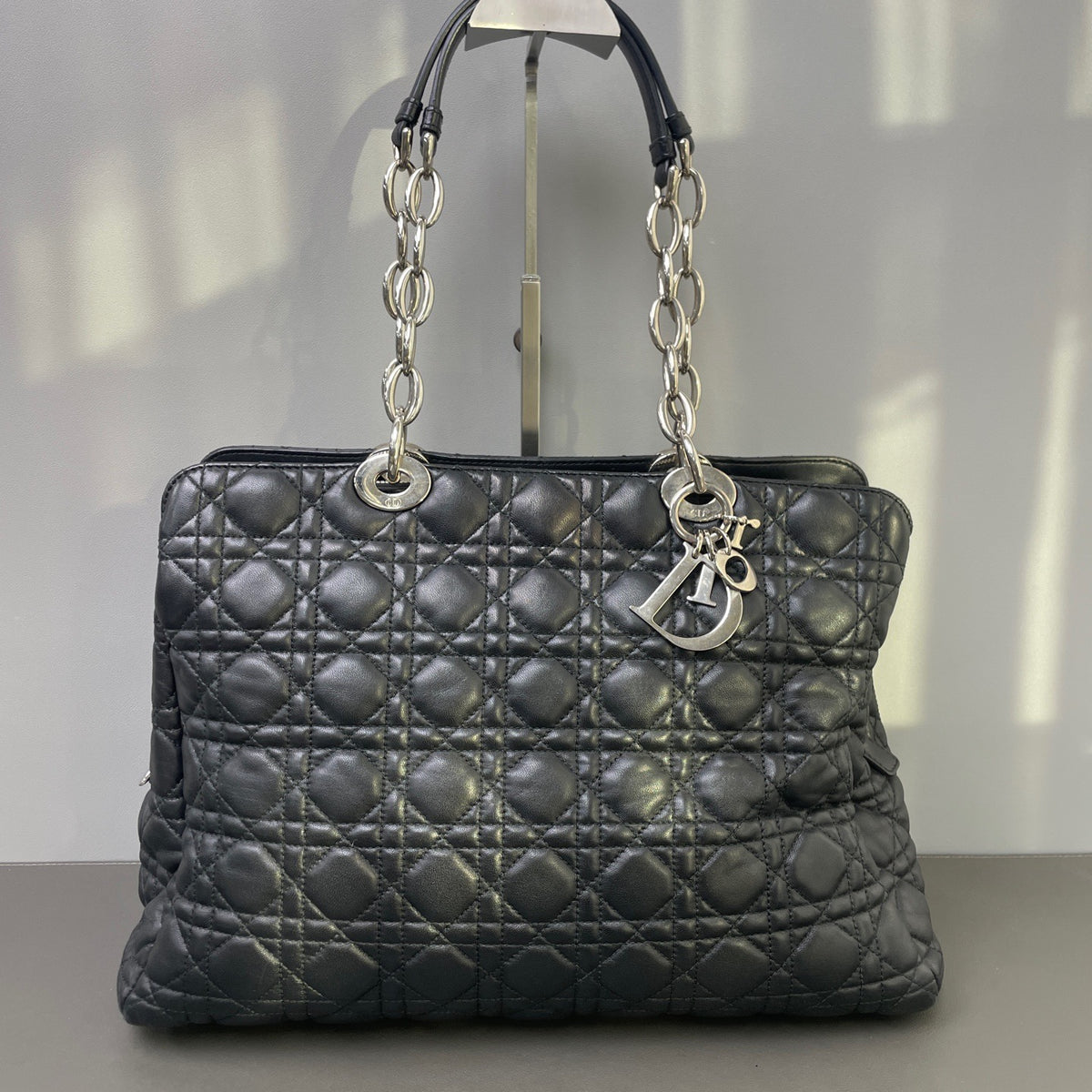 Dior - Lady Dior - Leather - Black - (large)