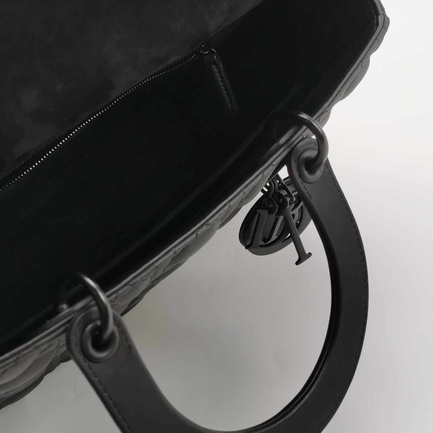 Dior - Lady Dior - Leather - Black - (Medium)