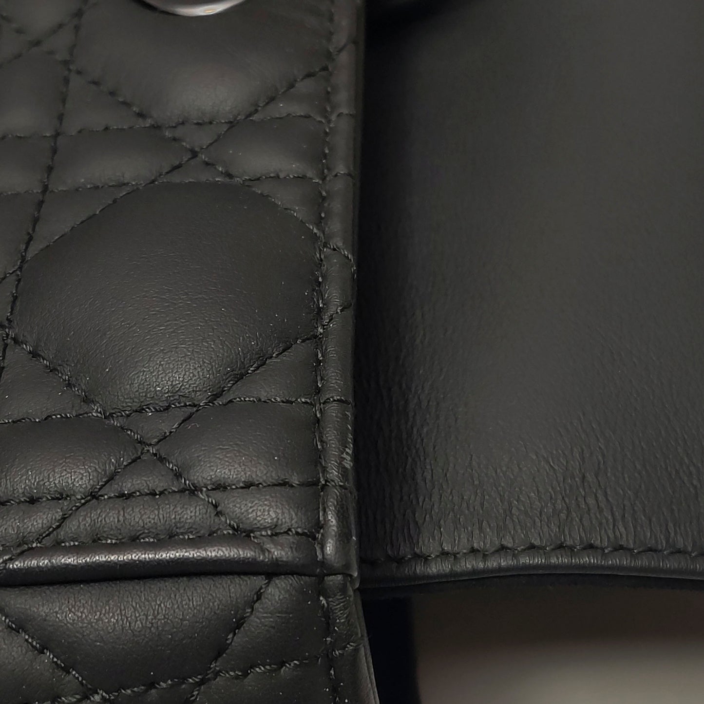 Dior - Lady Dior - Leather - Black - (Medium)