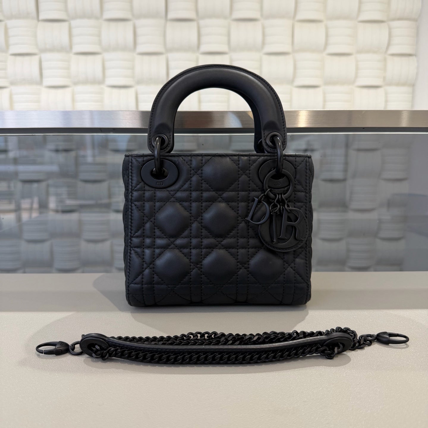 Dior - Lady Dior - Leather - Black - (mini)