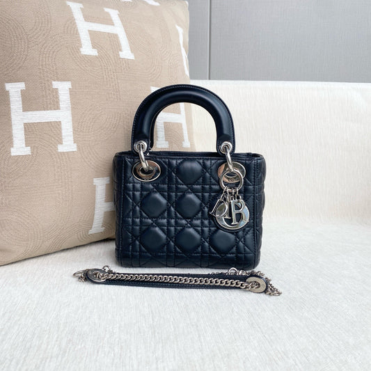 Dior - Lady Dior - Leather - Black - (mini)