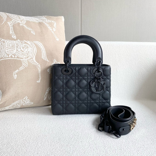 Dior - Lady Dior - Leather - Black - (mini)