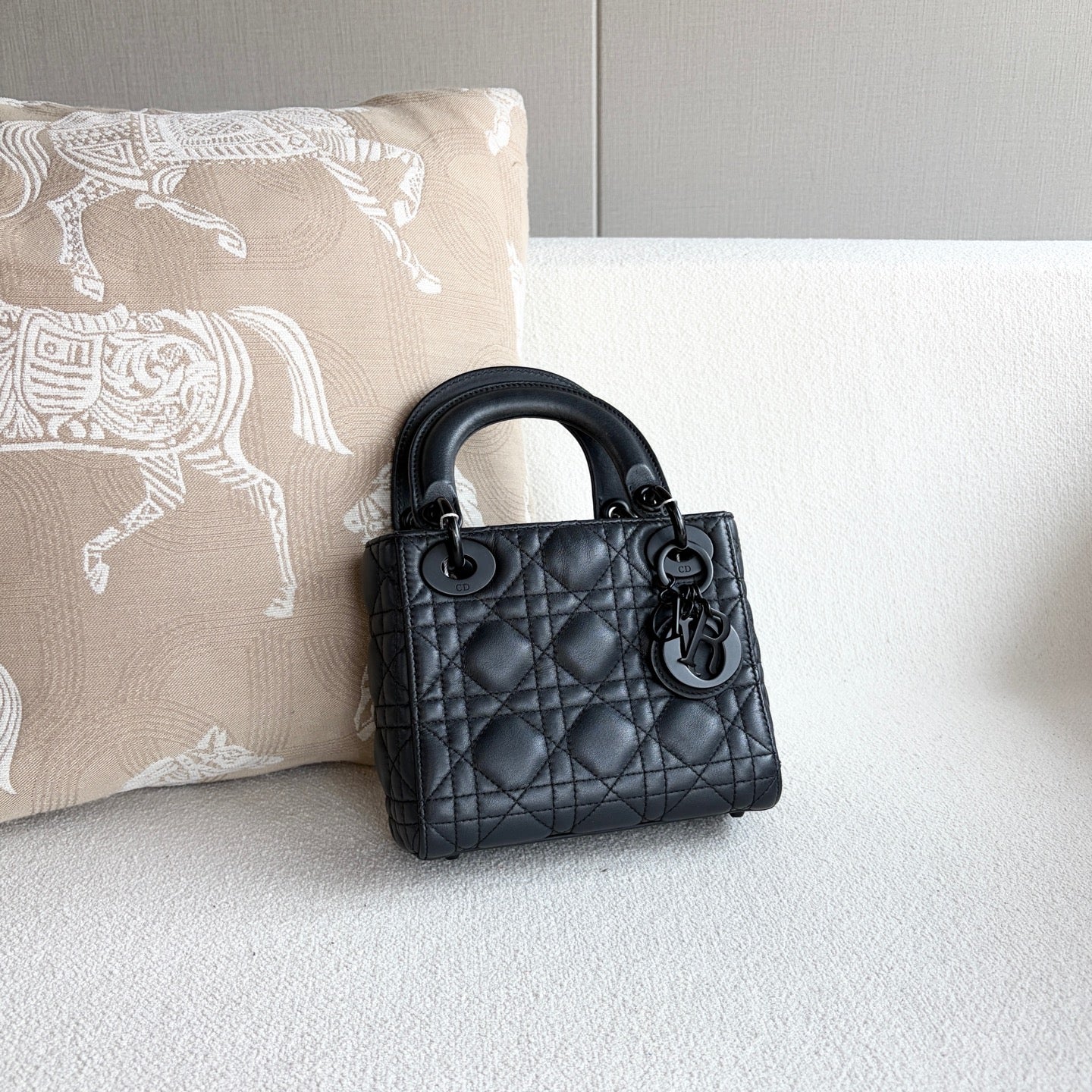 Dior - Lady Dior - Leather - Black - (mini)