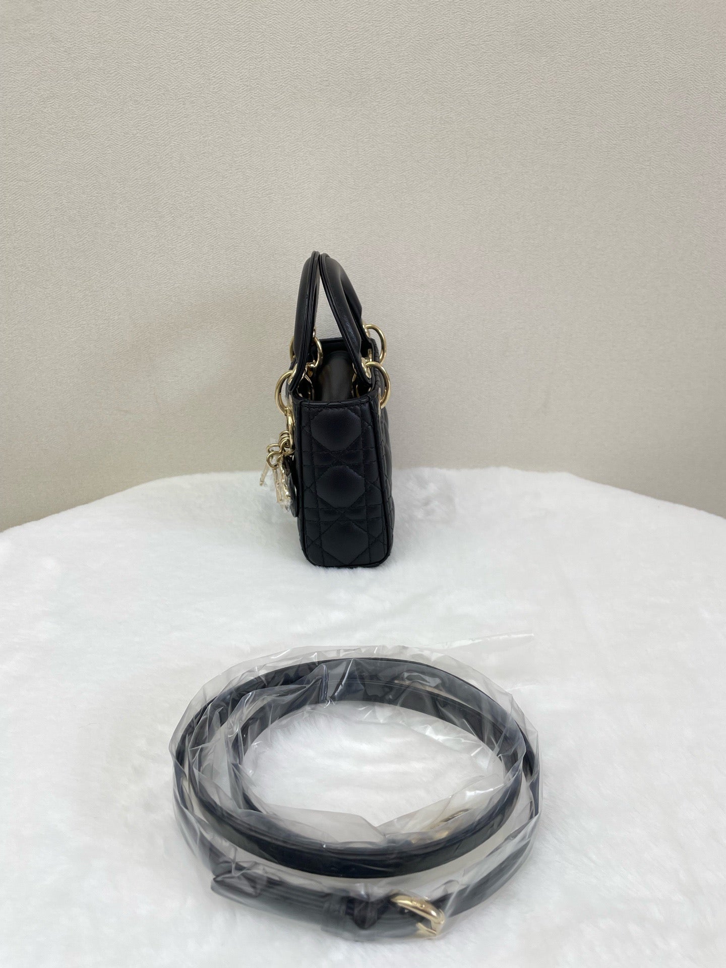 Dior - Lady Dior - Leather - Black - (mini)