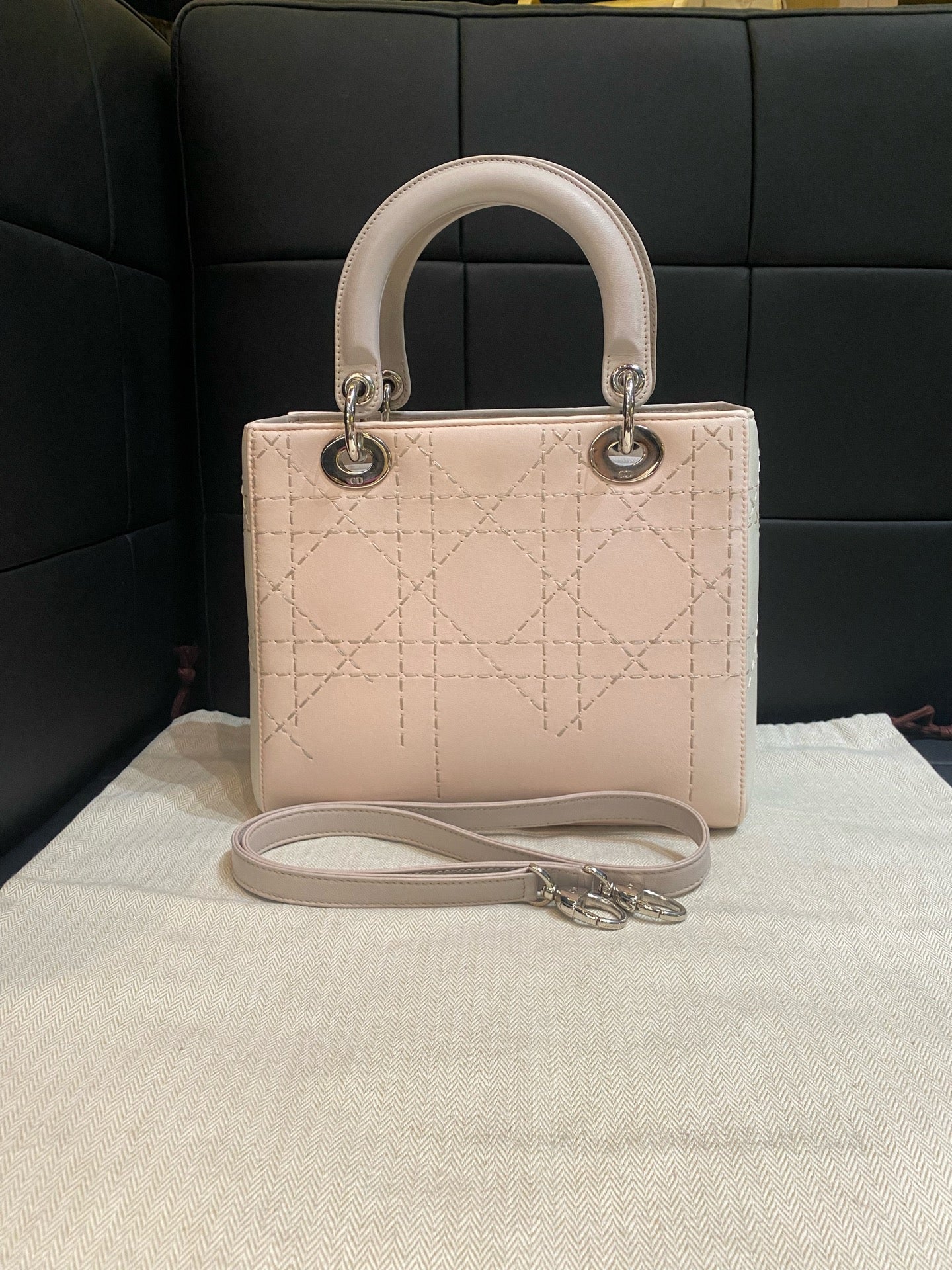 Dior - Lady Dior - Leather - Pink - (Medium)