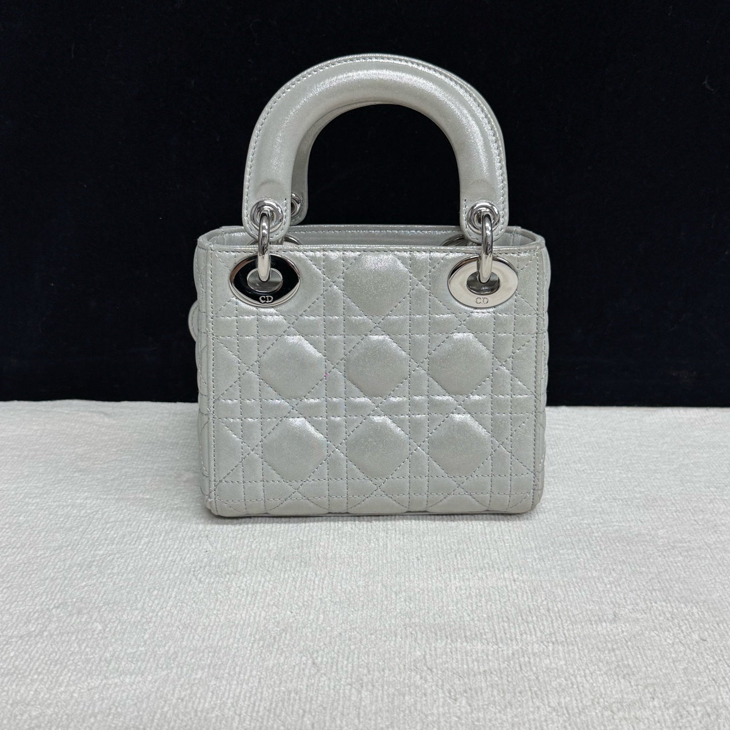 Dior - Lady Dior - Leather - Silver - (mini)