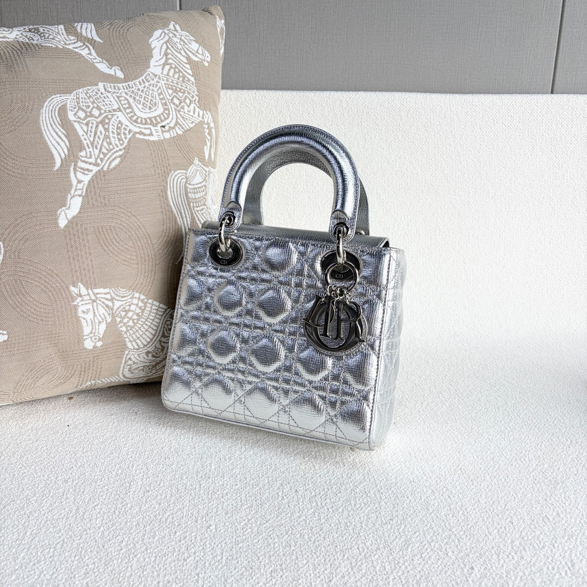Dior - Lady Dior - Leather - Silver - (mini)
