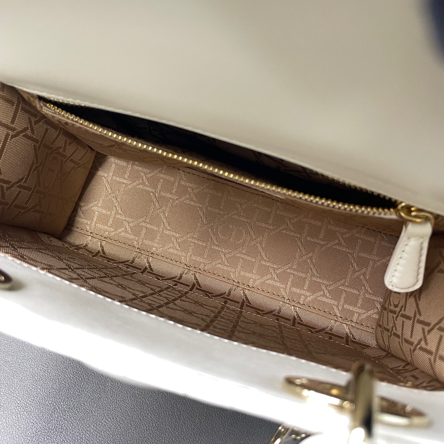 Dior - Lady Dior - Leather - White - (mini)