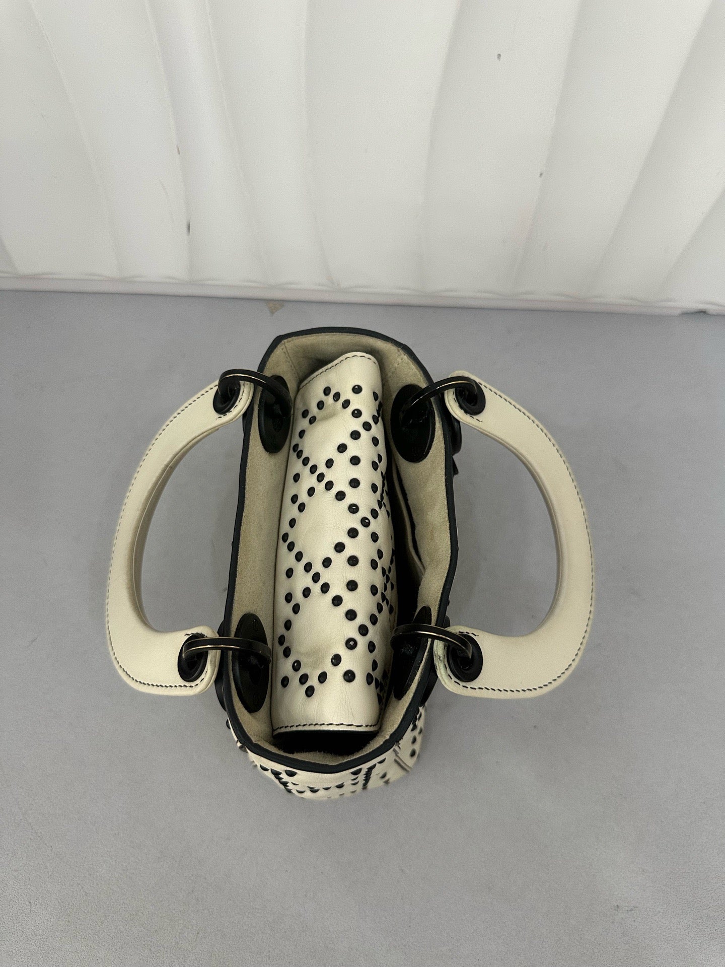 Dior - Lady Dior - Leather - White - (mini)