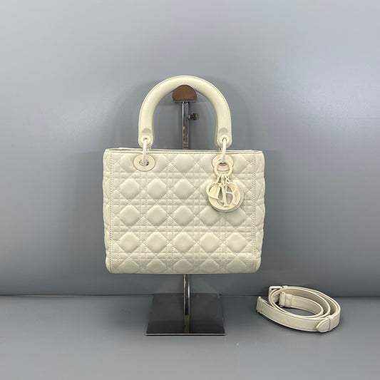 Dior - Lady Dior - Matte calfskin leather - White with Tonal Hardware - (Medium)
