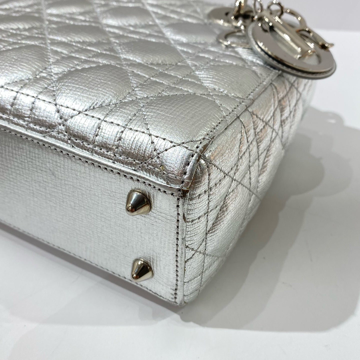 Dior - Lady Dior - Metallic grained leather - Silver with Silver-tone Hardware - (Mini)