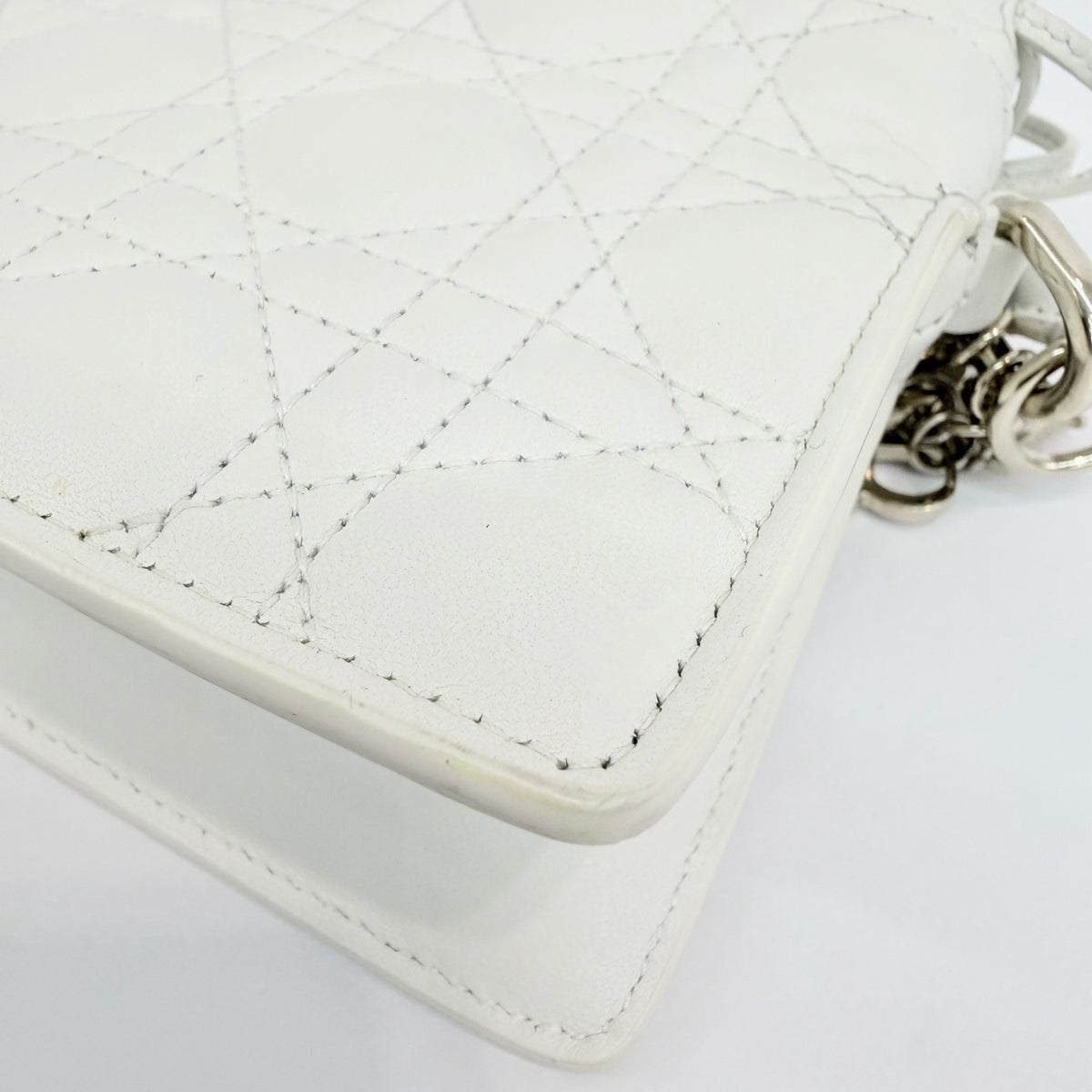 Dior - Lady Dior Mini Drawstring Pouch - Leather - White - (mini)