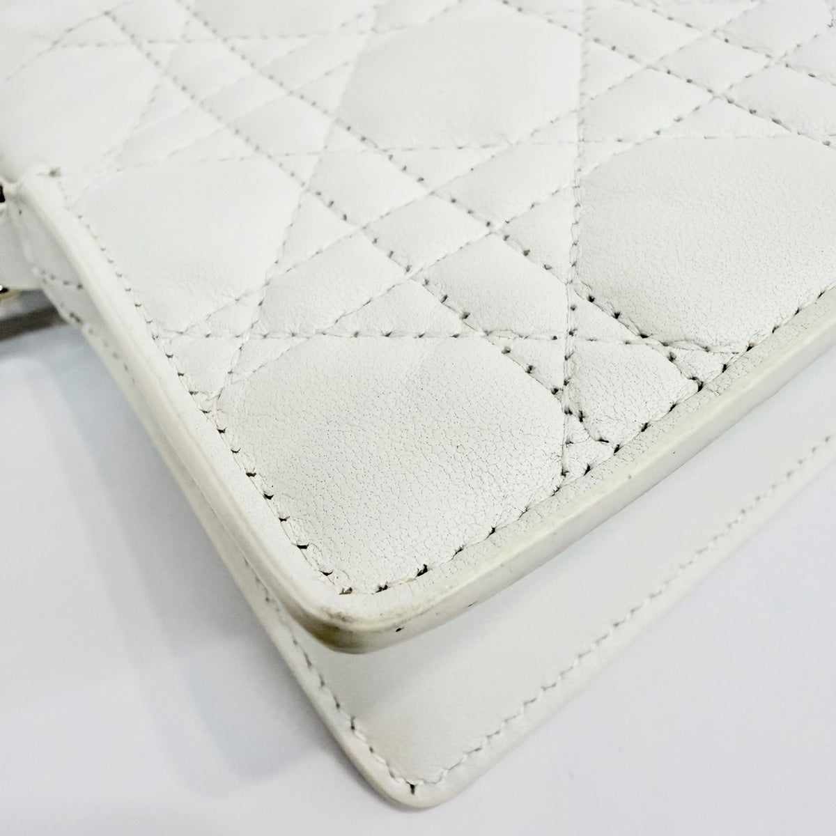 Dior - Lady Dior Mini Drawstring Pouch - Leather - White - (mini)