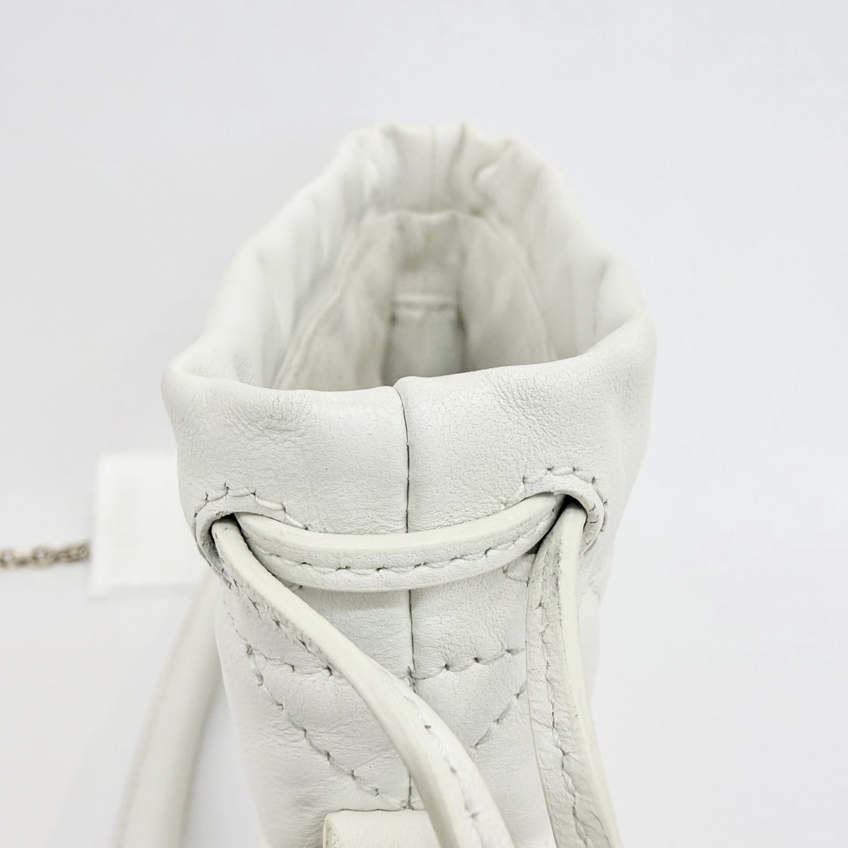 Dior - Lady Dior Mini Drawstring Pouch - Leather - White - (mini)