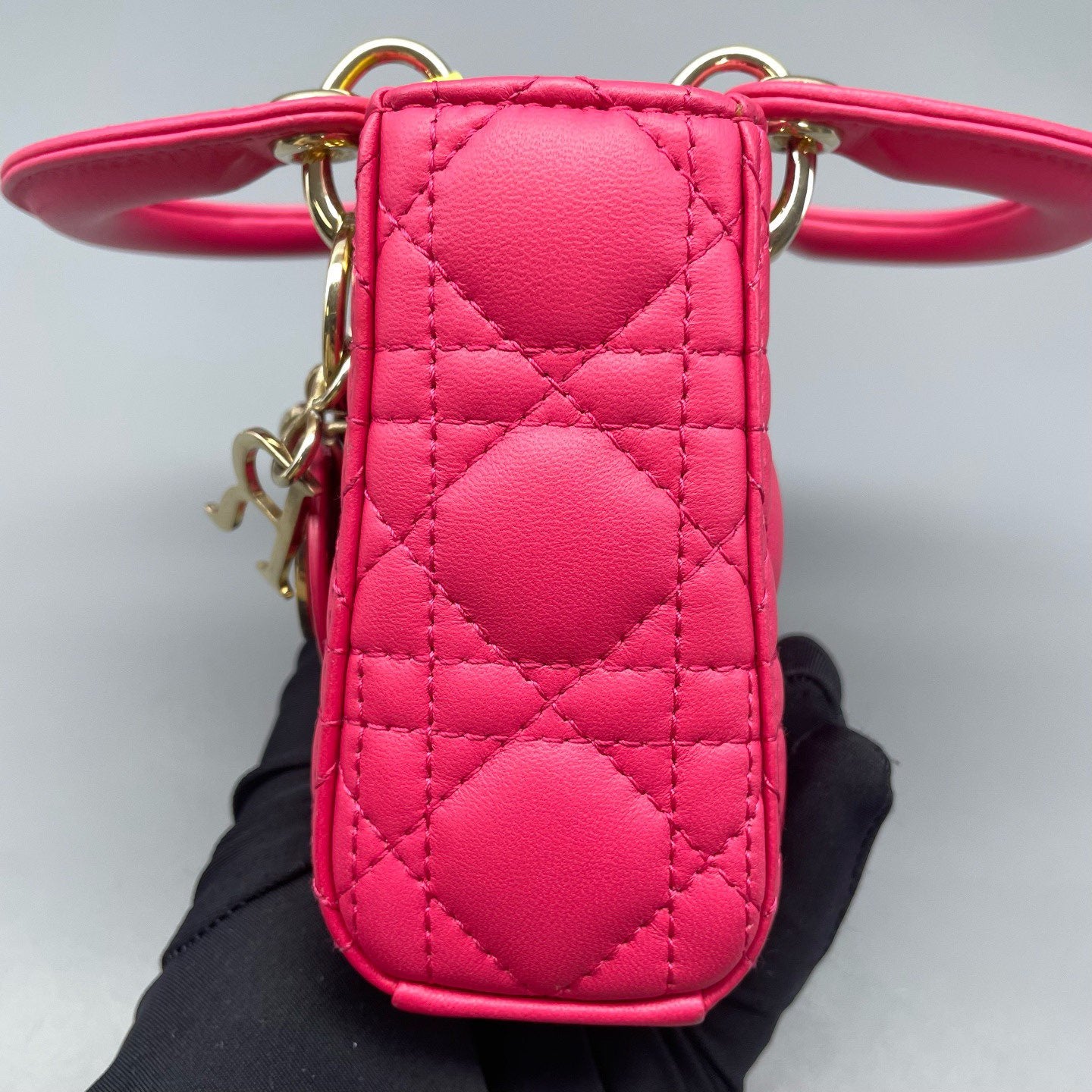 Dior - Lady Dior Mini - Lambskin leather - Fuchsia with Gold-Tone Hardware - (mini)