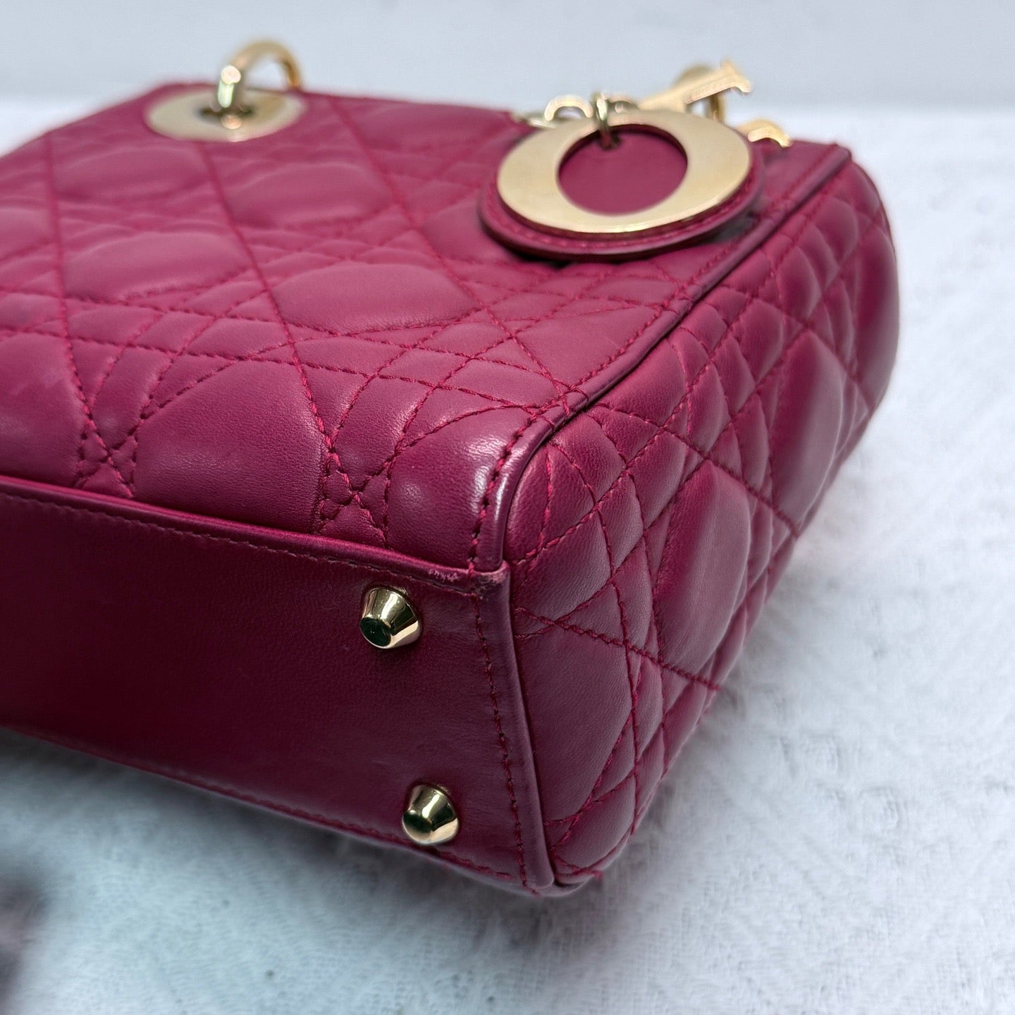 Dior - Lady Dior Mini - Lambskin leather - Red with Gold-Tone Hardware - (Mini)