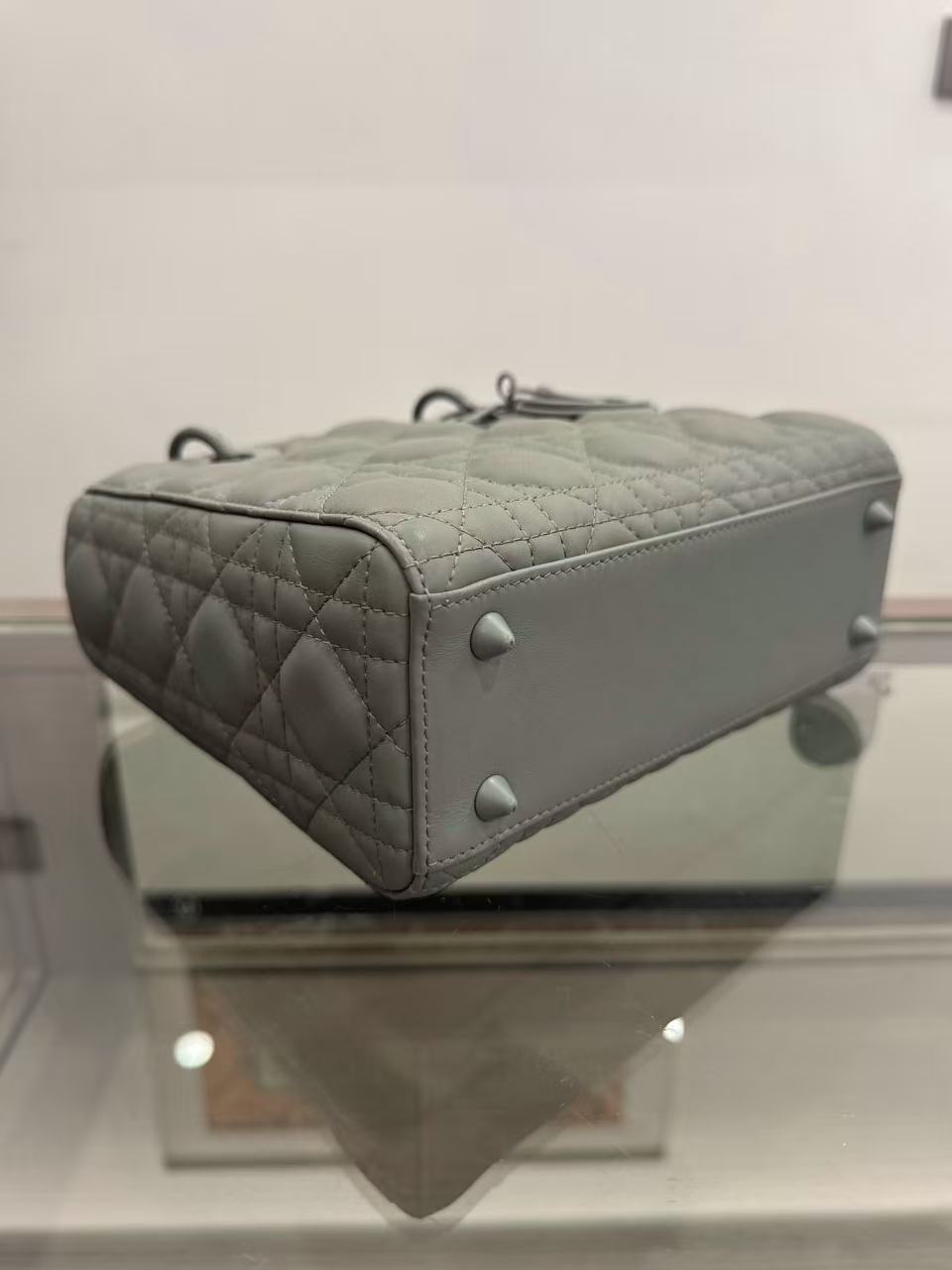 Dior - Lady Dior Mini - Lambskin leather - Rock Grey - (Mini)