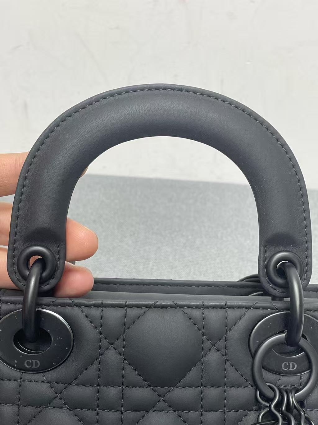 Dior - Lady Dior Mini - Matte Lambskin leather - Black - (mini)