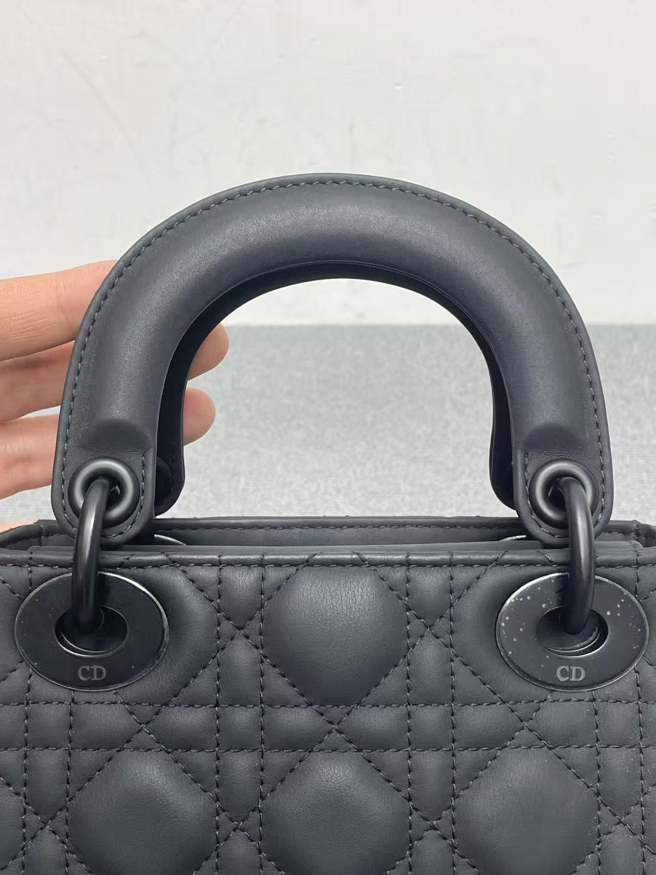 Dior - Lady Dior Mini - Matte Lambskin leather - Black - (mini)