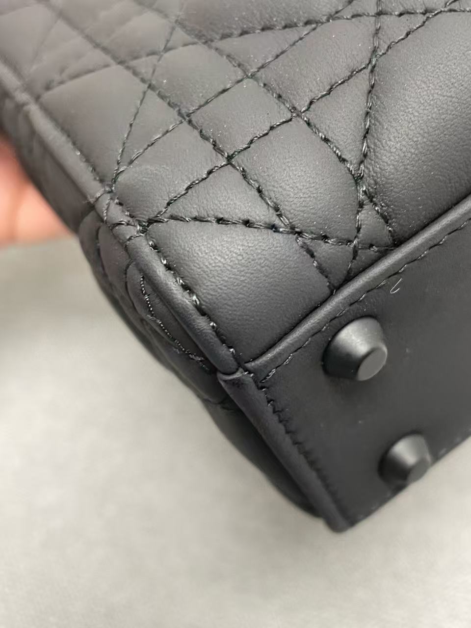Dior - Lady Dior Mini - Matte Lambskin leather - Black - (mini)