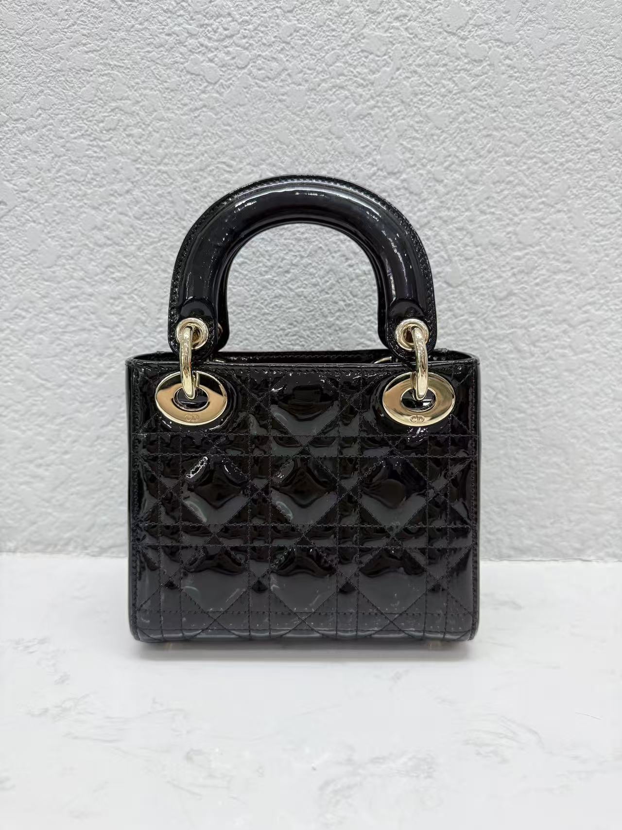Dior - Lady Dior Mini - Patent leather - Black - (Mini)