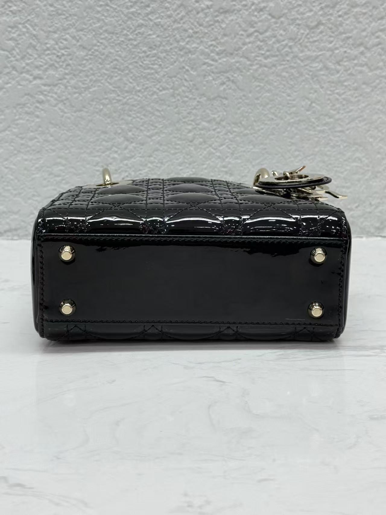 Dior - Lady Dior Mini - Patent leather - Black - (Mini)