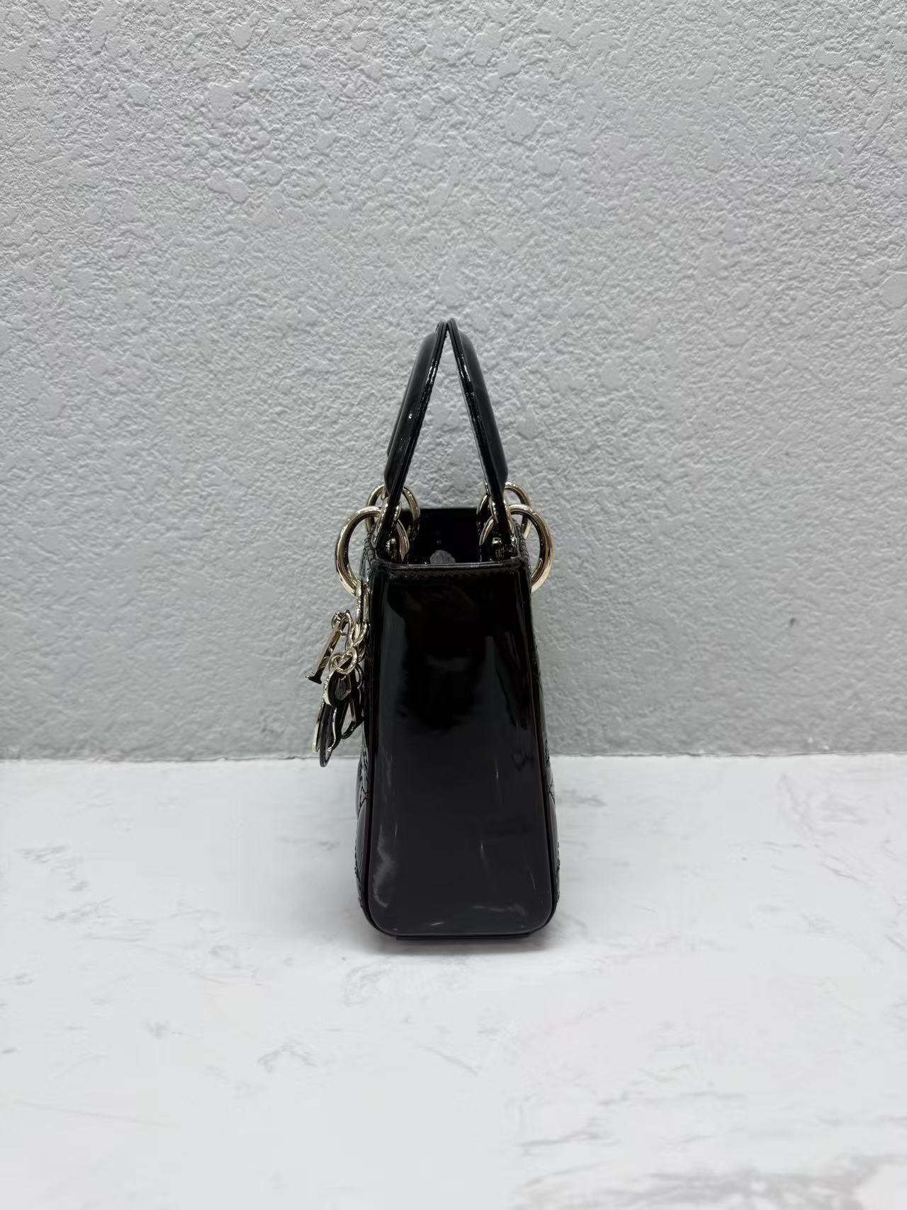 Dior - Lady Dior Mini - Patent leather - Black - (Mini)