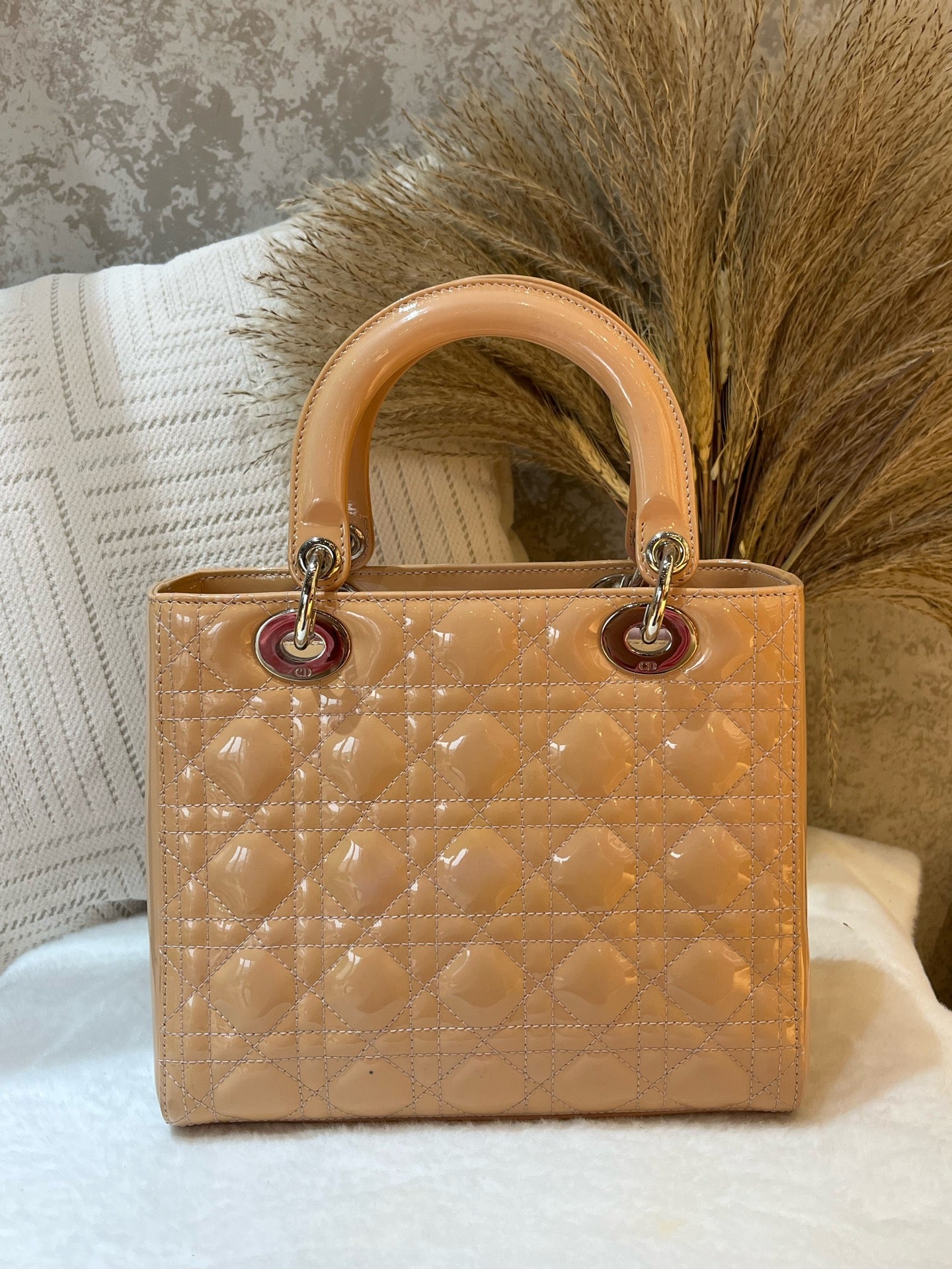Dior - Lady Dior - Patent leather - Beige - (medium)