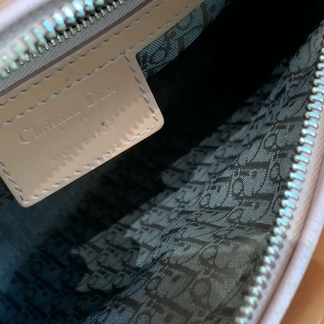 Dior - Lady Dior - Patent leather - Beige - (medium)