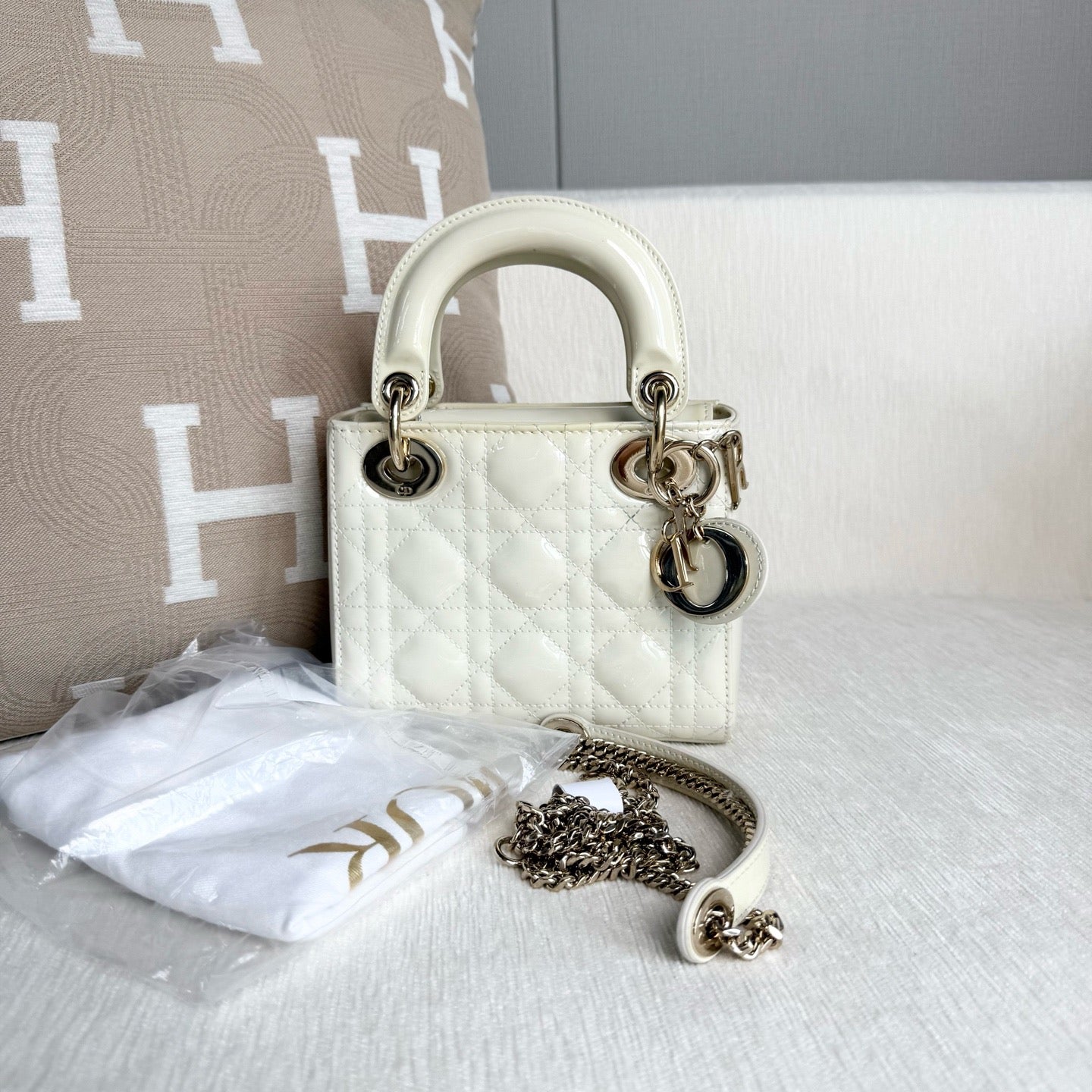 Dior - Lady Dior - Patent leather - Beige - (mini)