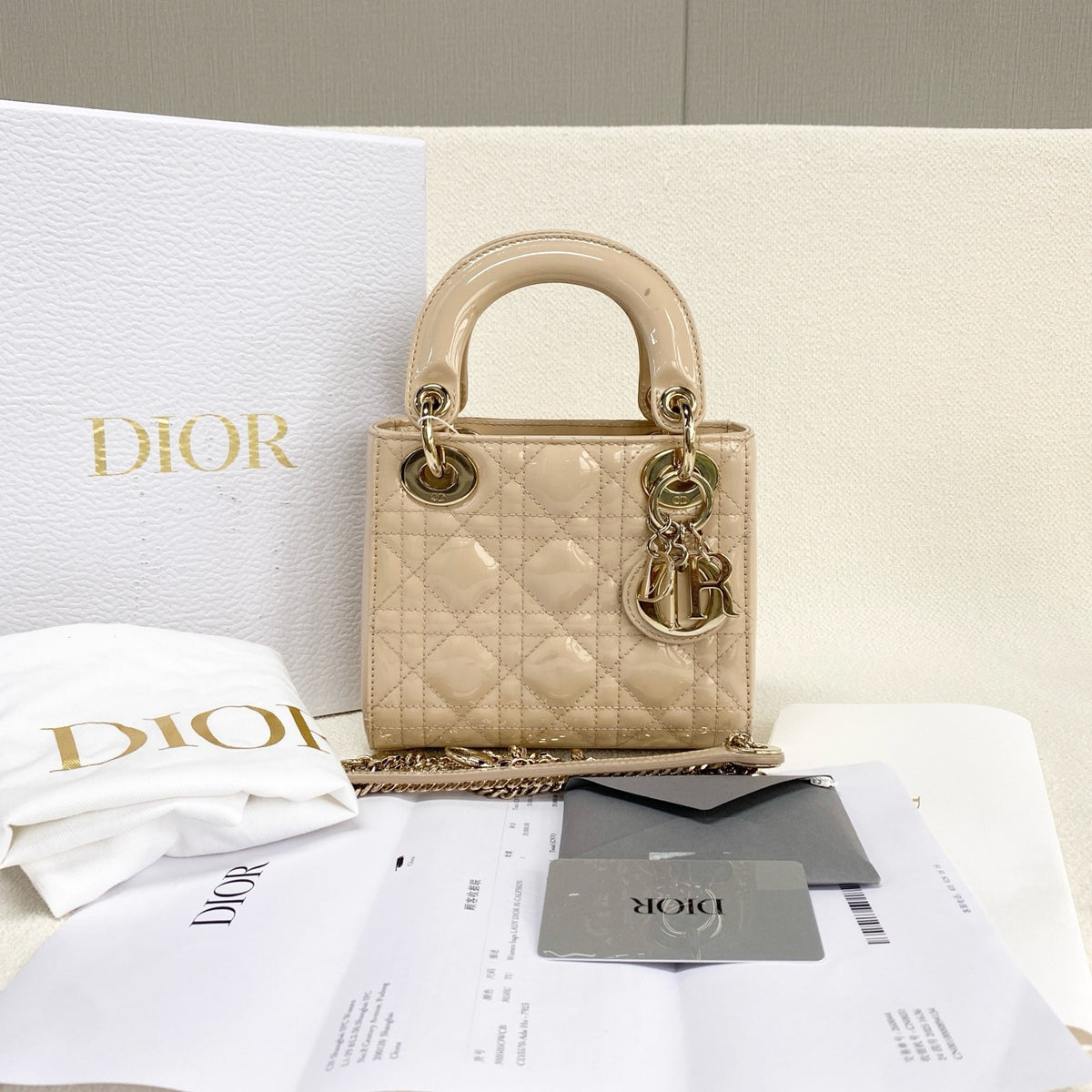 Dior - Lady Dior - Patent leather - Beige - (mini)